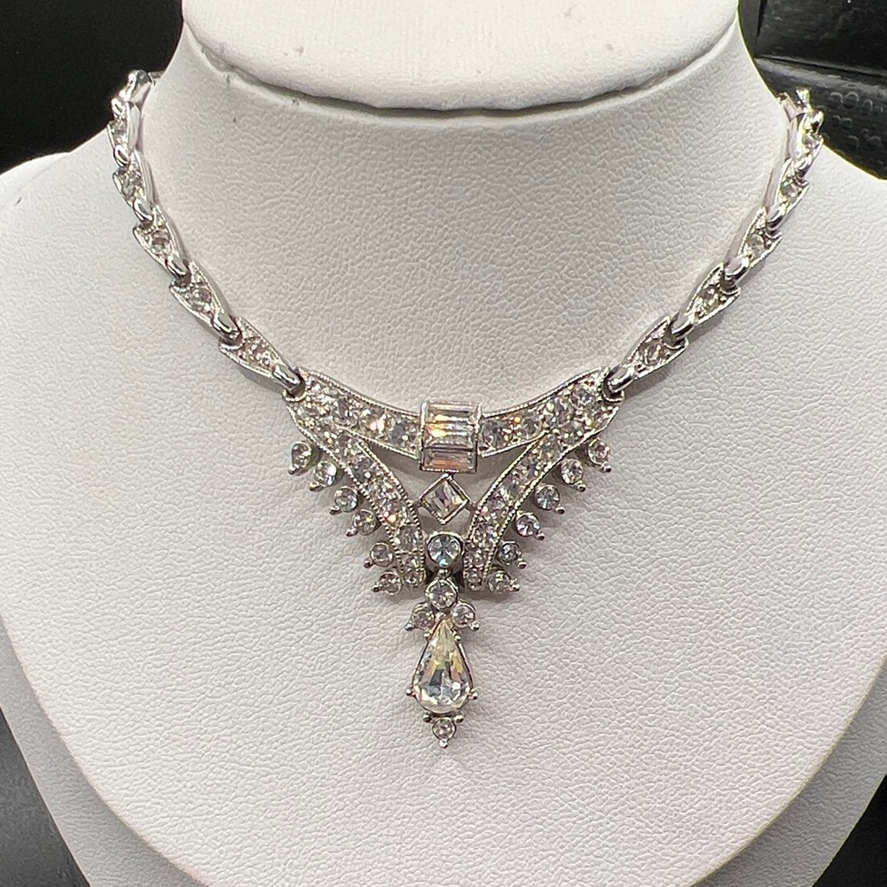 Elegant ORA Silver Crystal Drop Necklace